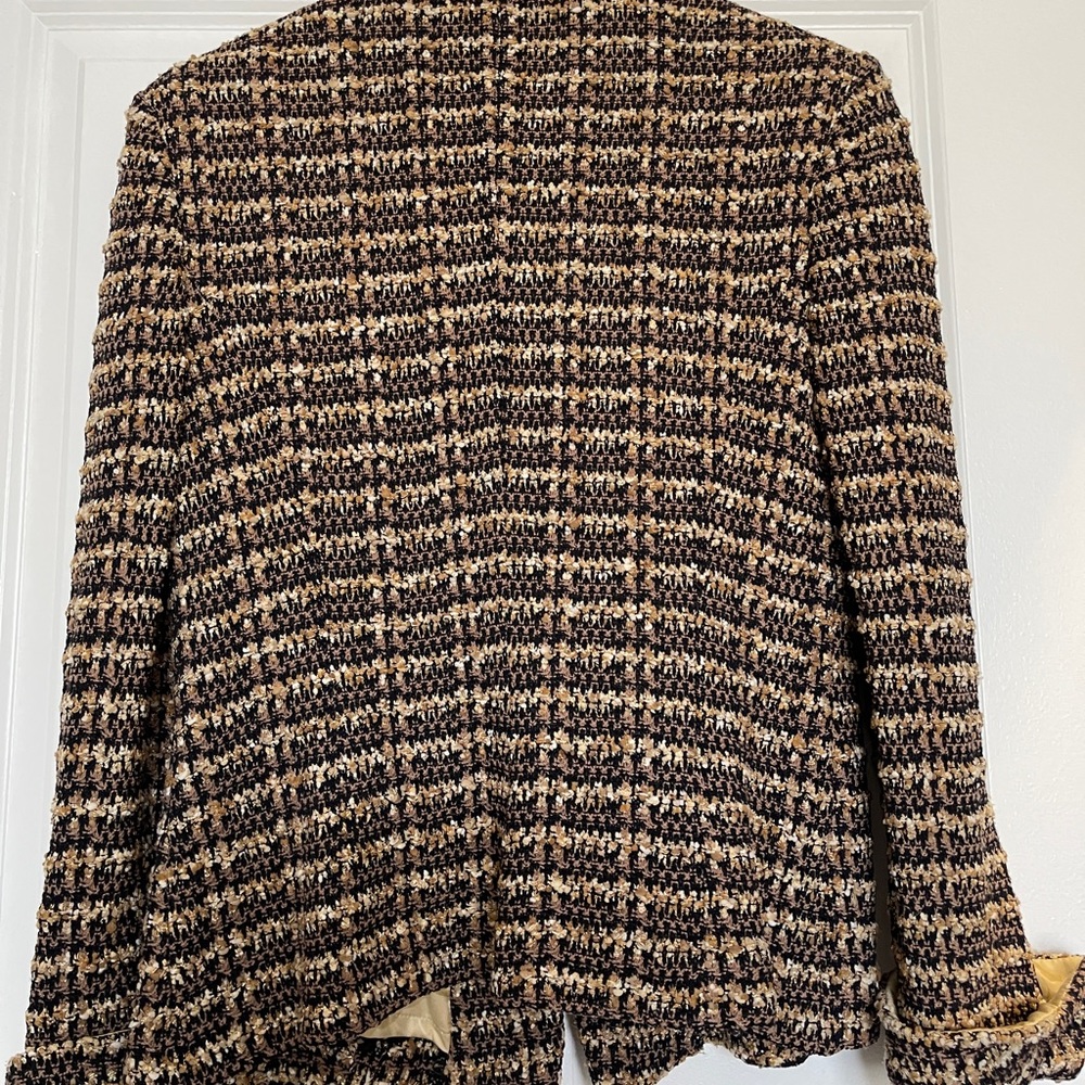 Iconic St John Couture Jacket - Picture 3 of 6